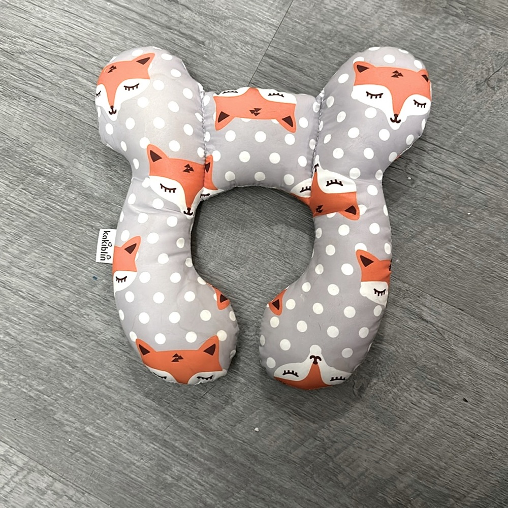 Fox baby neck pillow